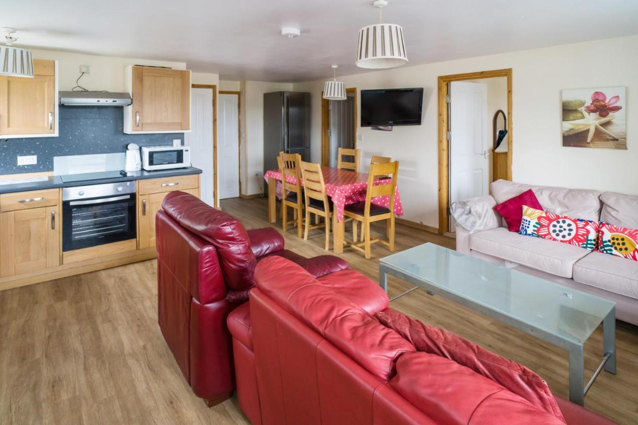 The Pine Lodge Aberystwyth Ngoại thất bức ảnh